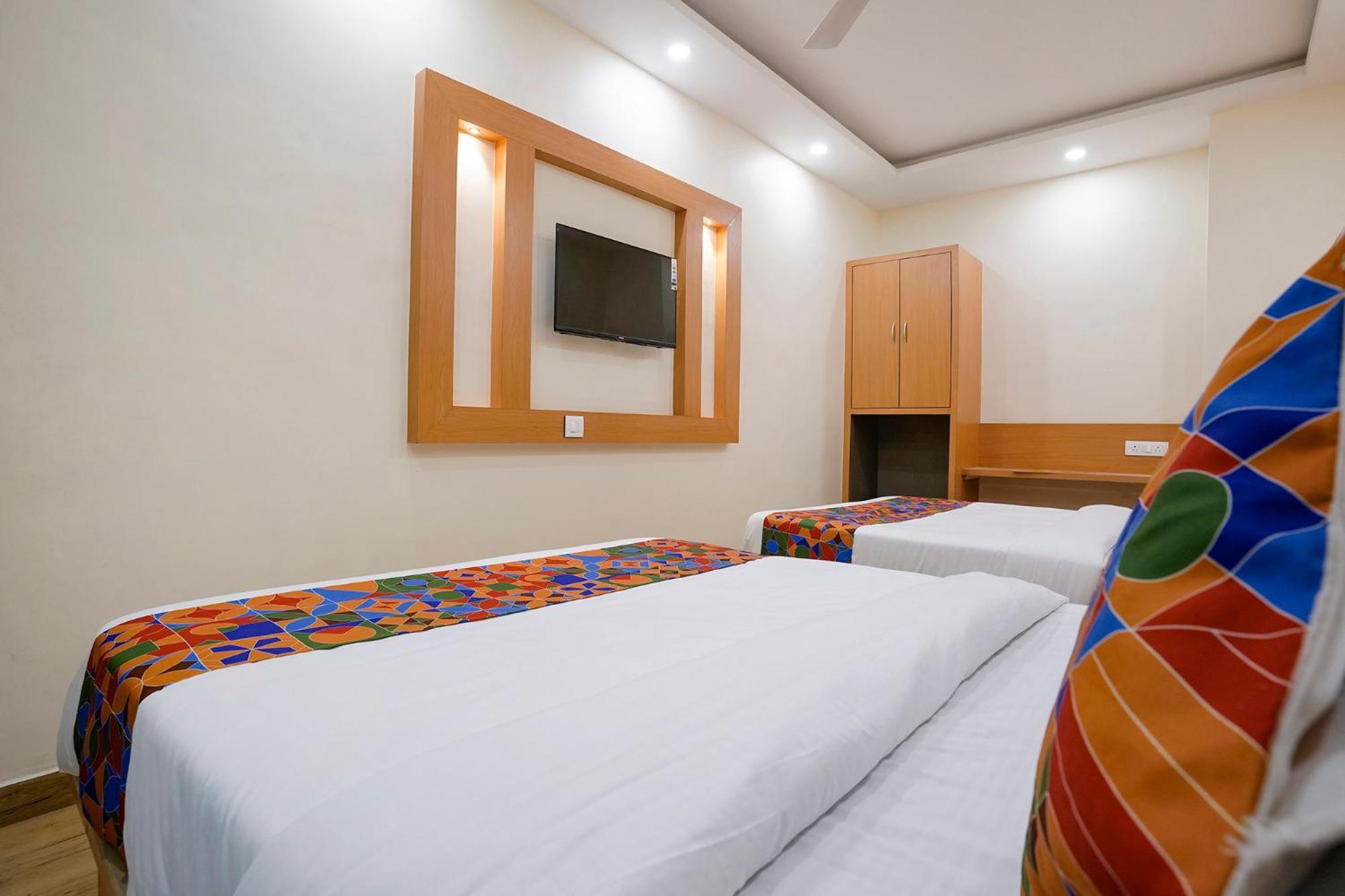 Hotel Fabhotel 7 Square - Nr Bkc Bombaj