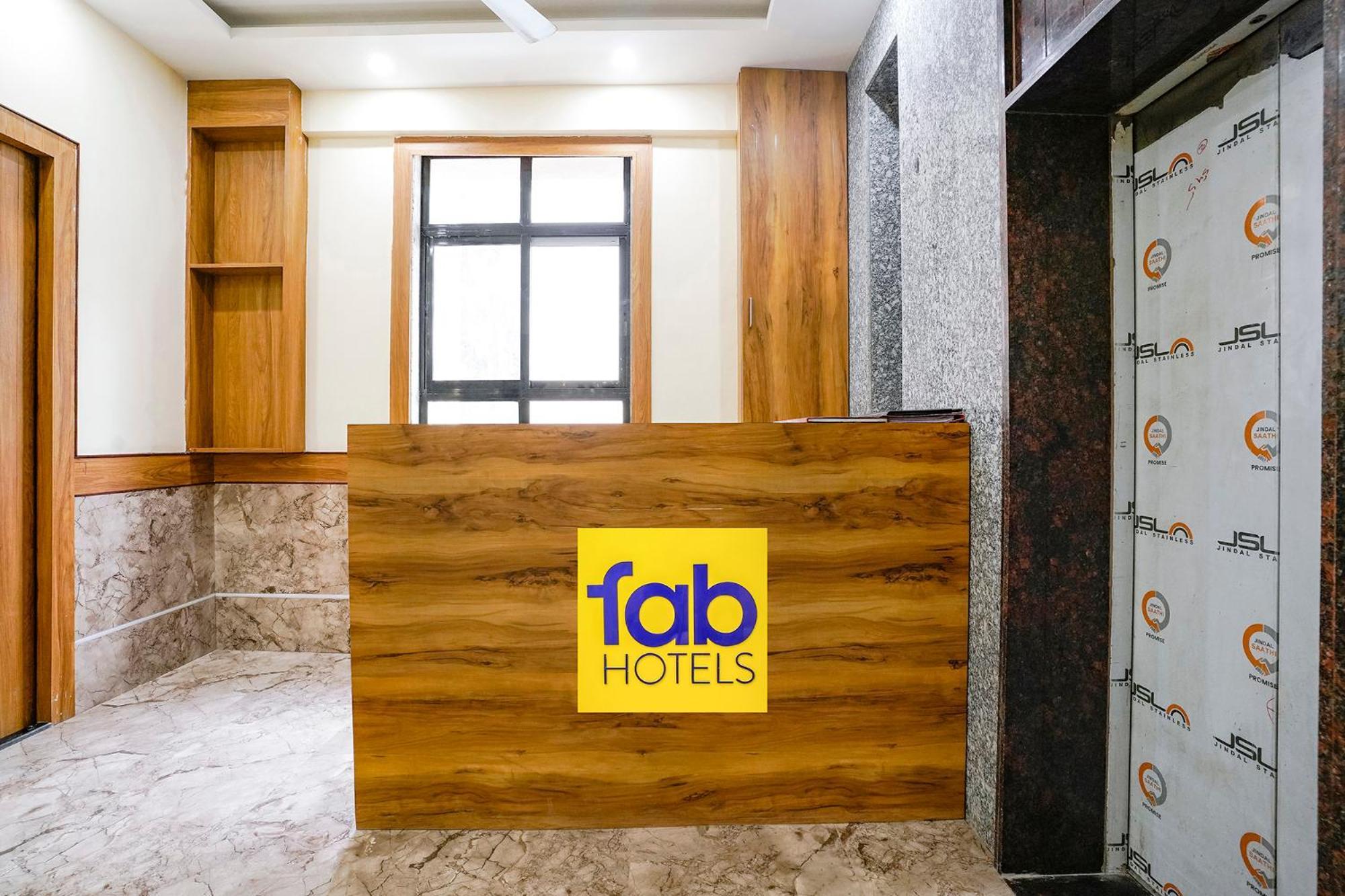 Fabhotel 7 Square - Nr Bkc Hotel
