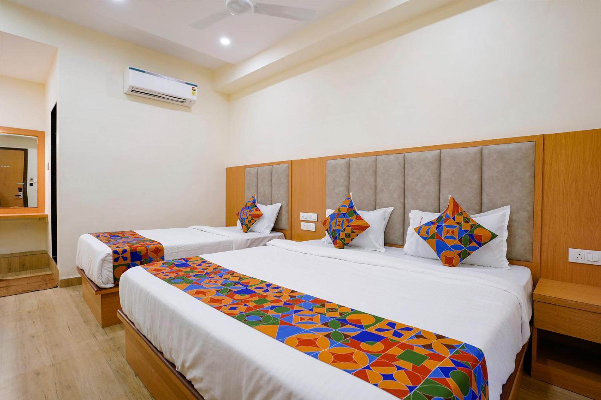 Fabhotel 7 Square - Nr Bkc Bombaj