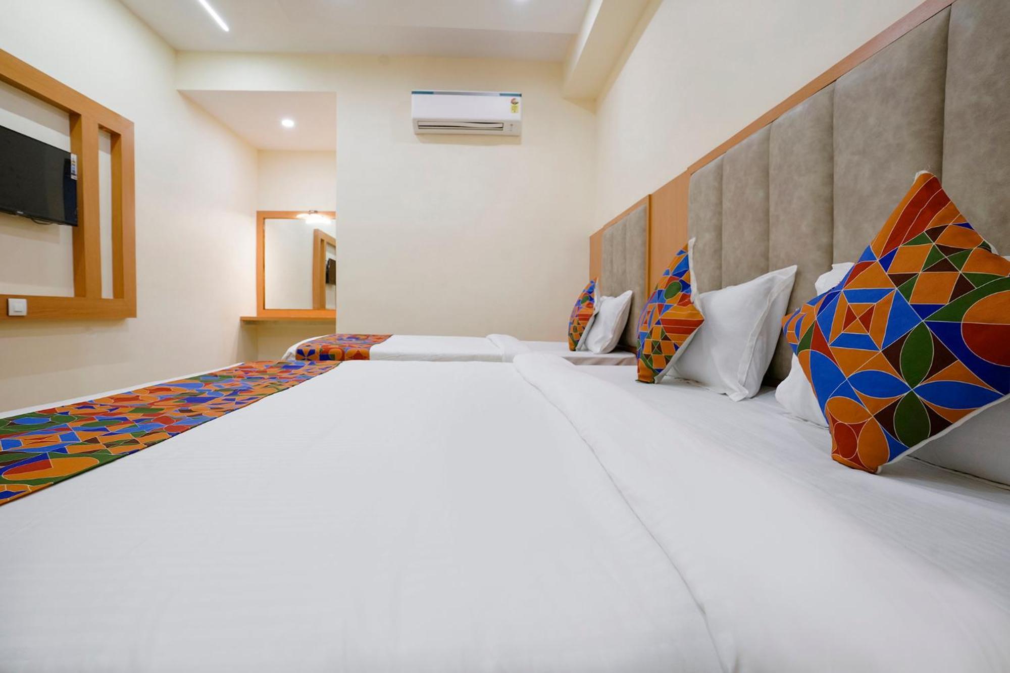 Fabhotel 7 Square - Nr Bkc Hotel Bombaj