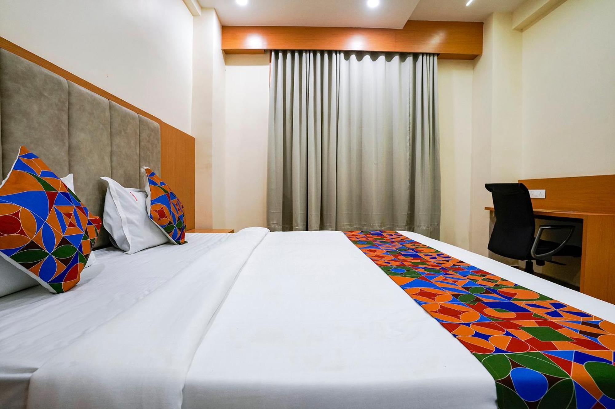 Fabhotel 7 Square - Nr Bkc Hotel 3*
