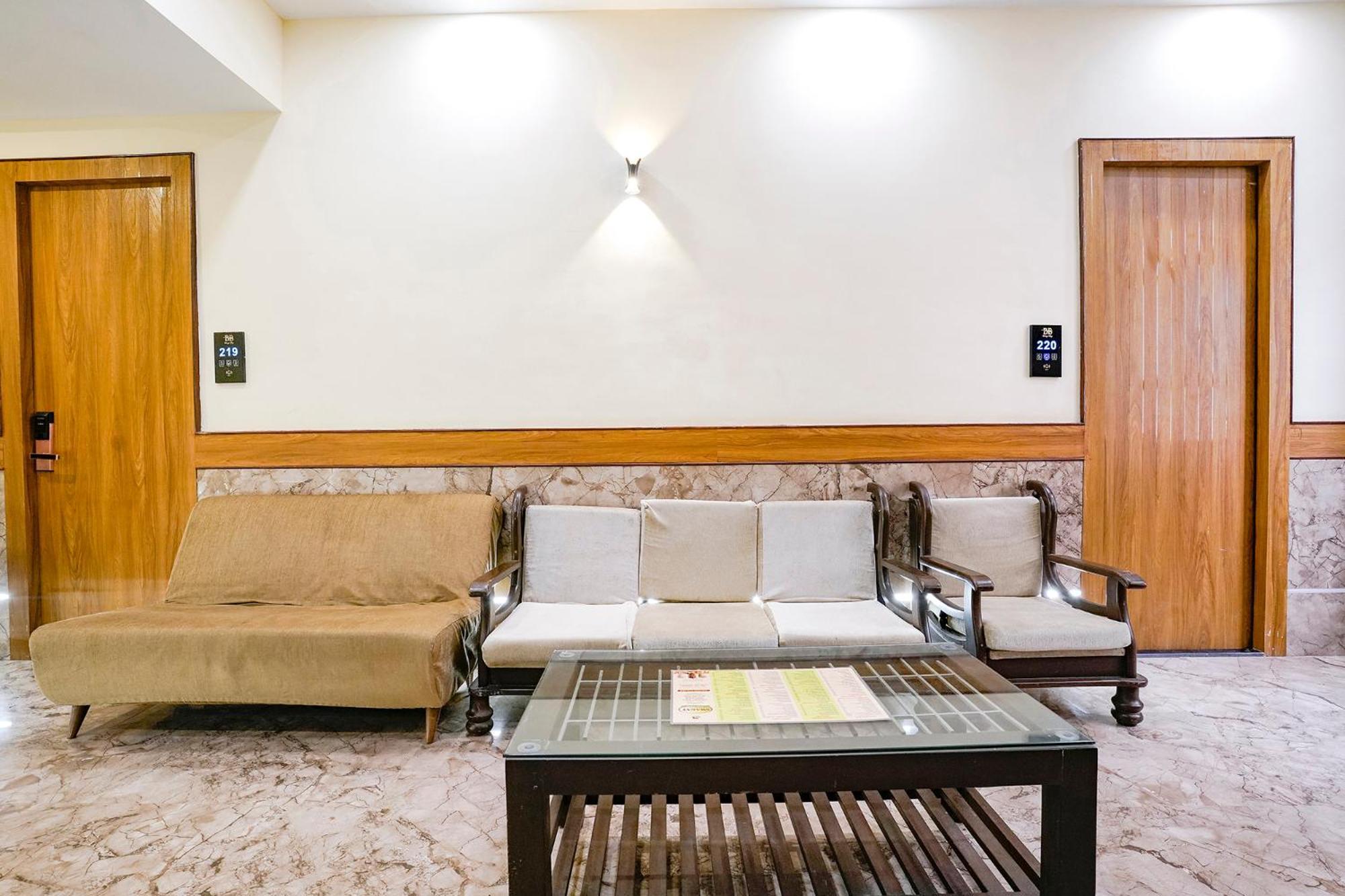 Fabhotel 7 Square - Nr Bkc Hotel